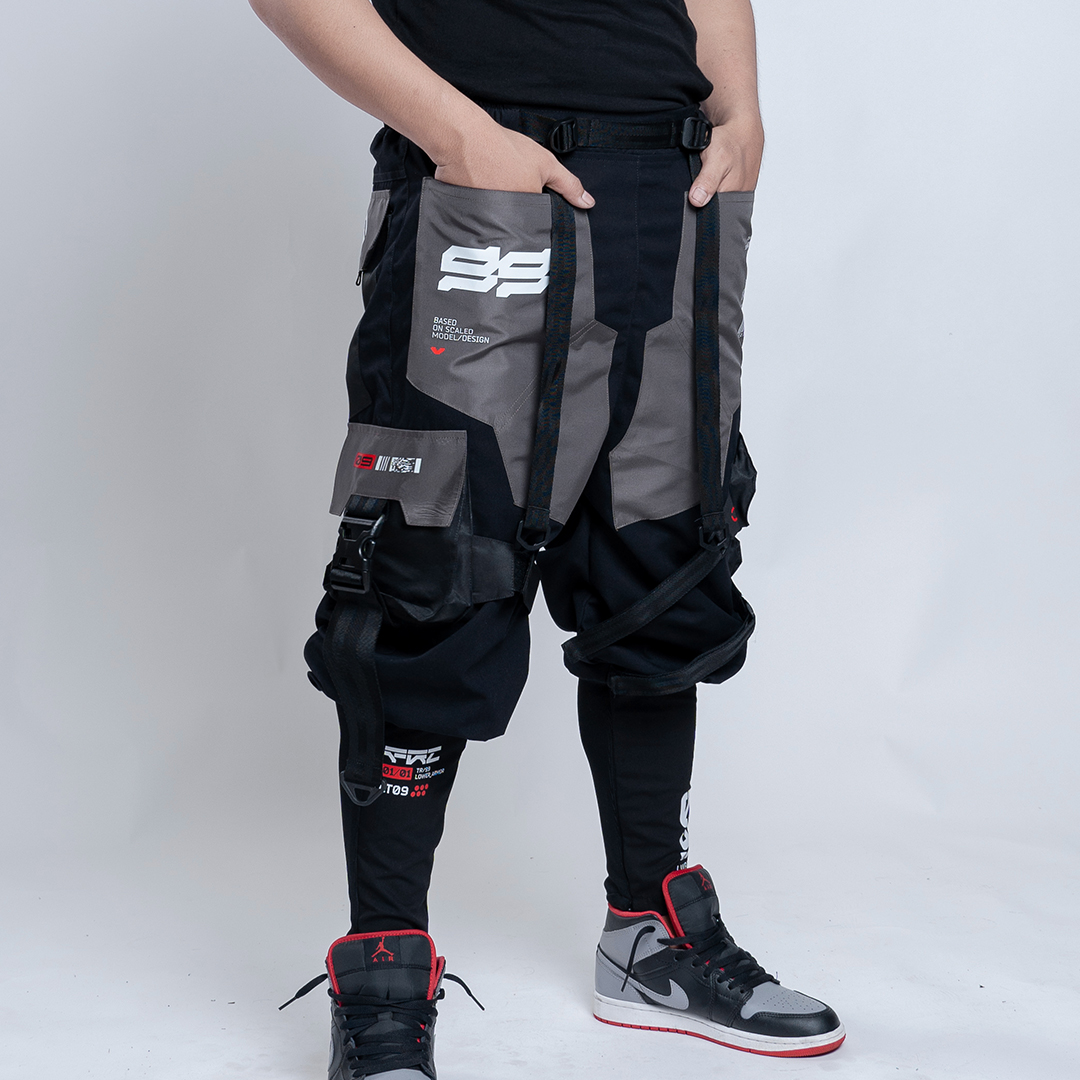 trc99/ pants.red (copy)